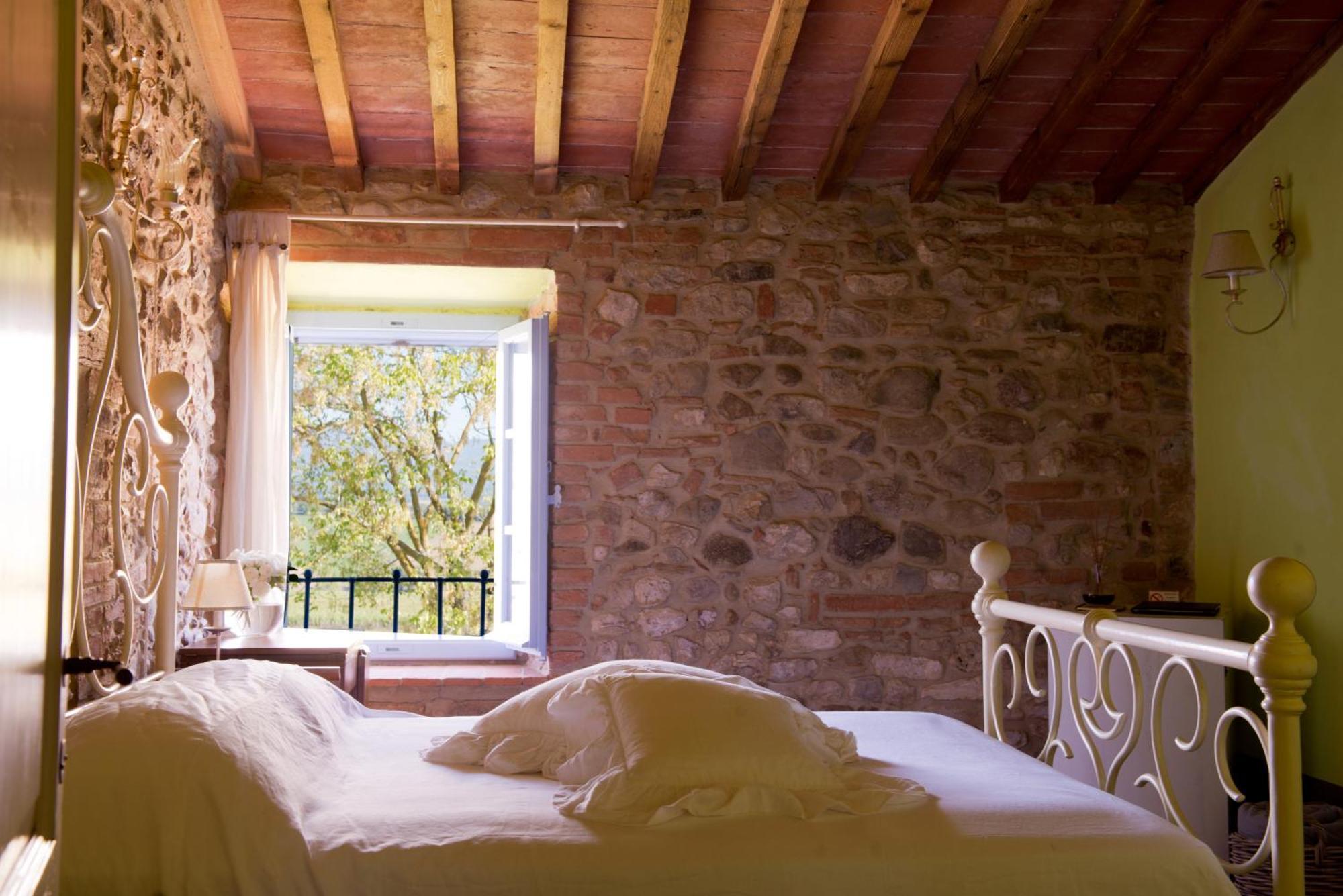 Tenuta Le Tre Virtù Scarperia Esterno foto